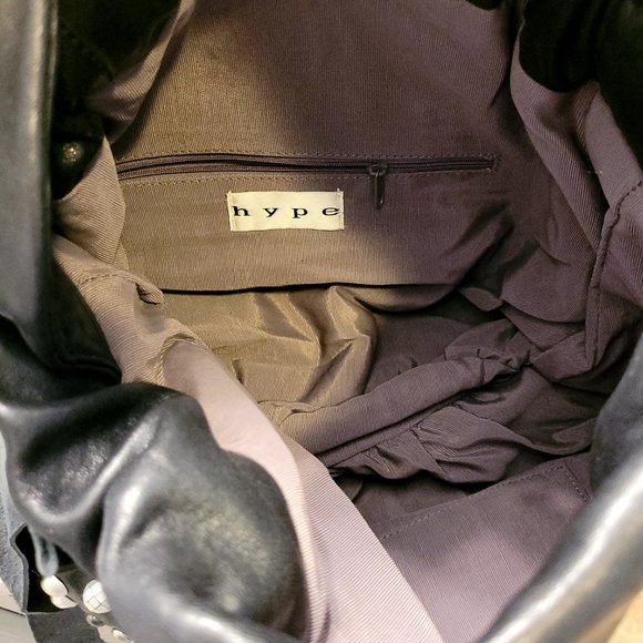 Black leather shoulder bag by Hype - Picture 7 of 7